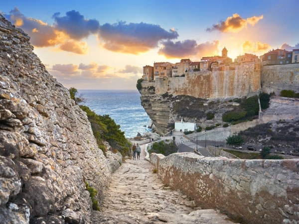Korzika i Sardinija